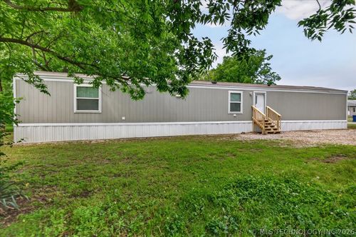 306 W Cherokee Street, Delaware, OK, 74027 | Card Image