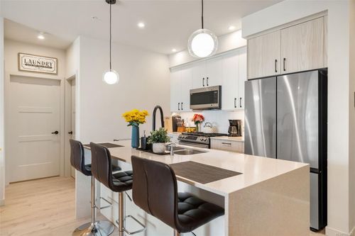 504-947 Whirlaway Cres, Langford, BC, V9B6Z9 | Card Image