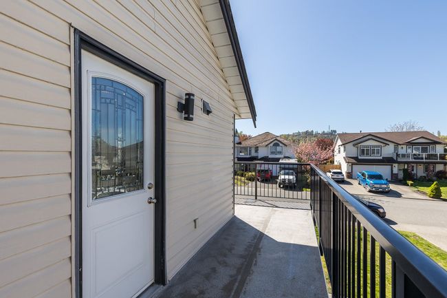35449 Calgary Avenue, House other with 4 bedrooms, 3 bathrooms and 6 parking in Abbotsford BC | Image 14