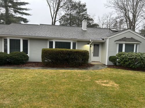 1 Woods Grove Rd, Westport, CT, 06880-2427 | Card Image