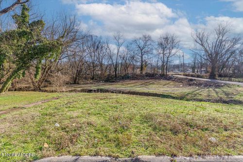 4004 Catalpa Ave, Knoxville, TN, 37914-4117 | Card Image