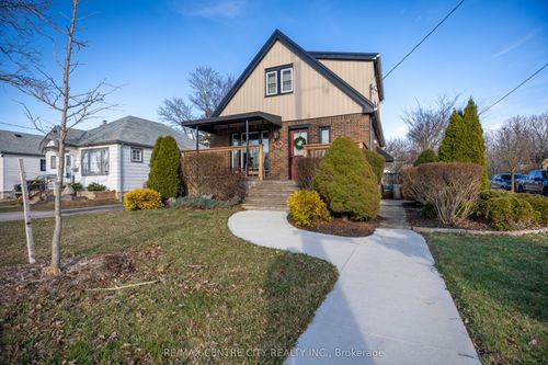 32 Third Ave, St Thomas, ON, N5R4J9 | Card Image
