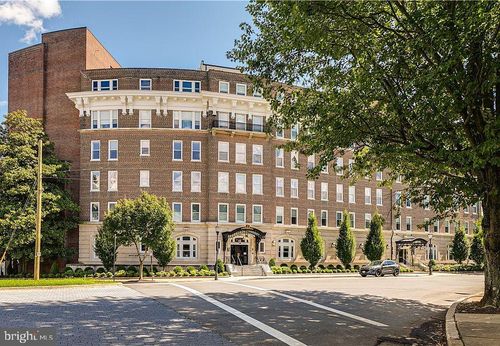 pla-413 Stuart Cir, RICHMOND, VA, 23220-3741 | Card Image