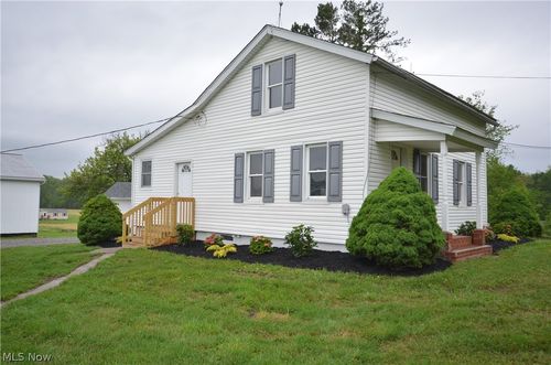 989 Industry Rd, Atwater, OH, 44201-9775 | Card Image