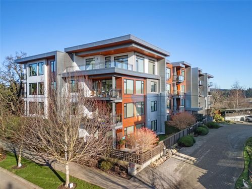 110-3815 Rowland Ave, Victoria, BC, V8Z0E1 | Card Image