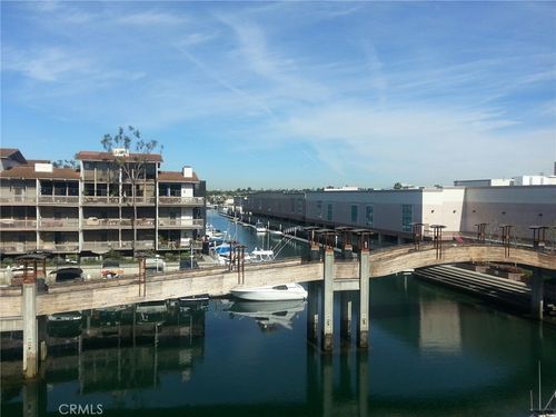 8331 Marina Pacifica Dr N, Long Beach, CA, 90803-7005 | Card Image