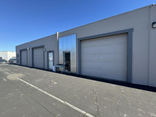 5786 Commerce Blvd, Rohnert Park, CA, 94928-1631 | Card Image