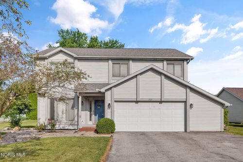 1127 Warbler Ct, Bowling Green, OH, 43402-9359 | Card Image