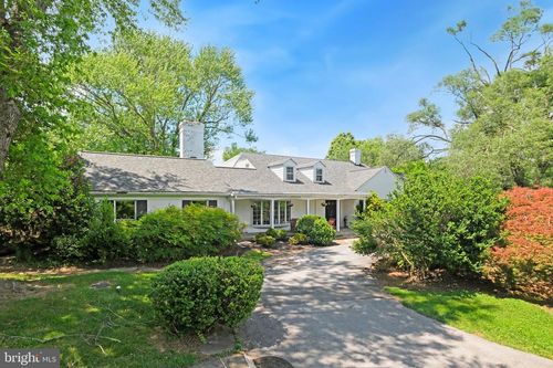a-10600 Red Barn Ln, POTOMAC, MD, 20854-1953 | Card Image