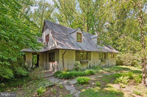 209 W Possum Hollow Road, ROSE VALLEY, PA, 19086 | Card Image