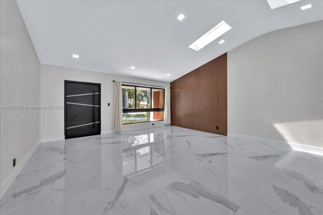 5890 Sw 13 Th St, House other with 4 bedrooms, 3 bathrooms and null parking in Plantation FL | Image 10