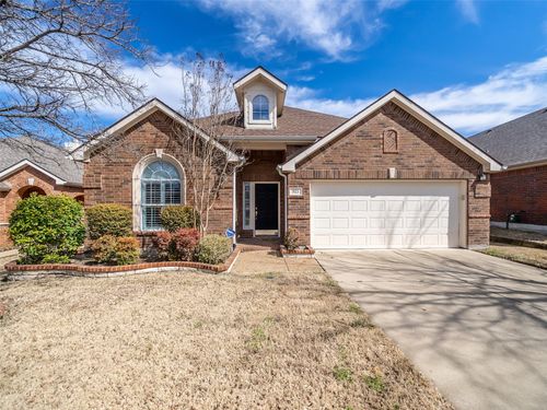 923 Sycamore Ct, Fairview, TX, 75069-1989 | Card Image