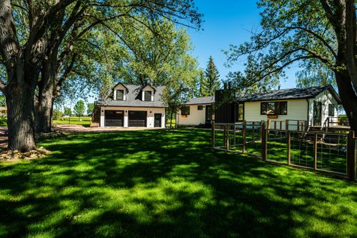 70 Metz Rd, Sheridan, WY, 82801-8916 | Card Image