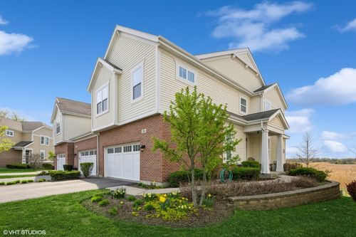 31 E Preserve Dr, Palatine, IL, 60074-1156 | Card Image