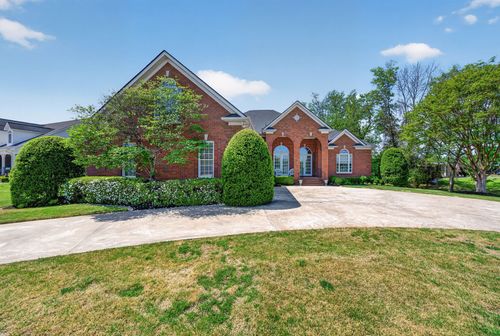 318 Hurst Dr, Old Hickory, TN, 37138-2804 | Card Image