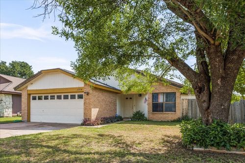 1204 Peachtree Valley Dr, Round Rock, TX, 78681-2851 | Card Image