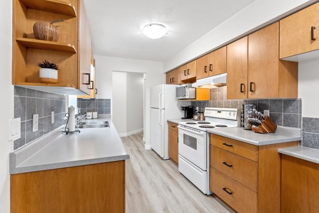 201 - 20239 Michaud Cres, Condo with 2 bedrooms, 2 bathrooms and 1 parking in Langley BC | Image 15