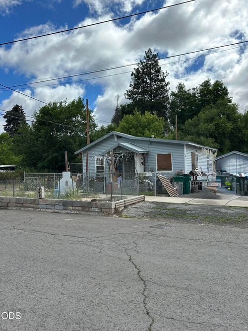 731 Division St, Klamath Falls, OR, 97601-3535 | Card Image