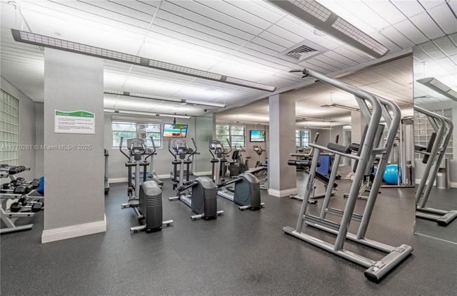 APT-14L - 3901 S Ocean Dr, Condo with 1 bedrooms, 2 bathrooms and null parking in Hollywood FL | Image 21