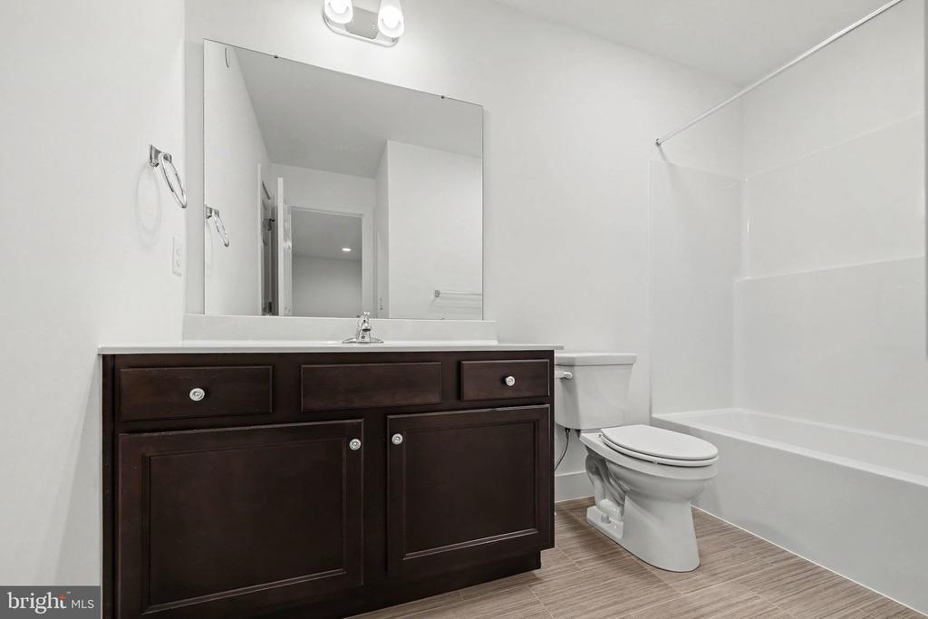 Residential Lease in MECHANICSBURG 3