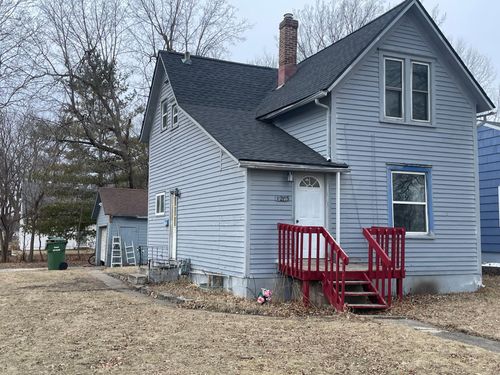 1203 Apel Ave, Worthington, MN, 56187-1617 | Card Image