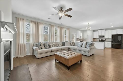 5187 Upper Elm St, South Fulton, GA, 30349-1686 | Card Image