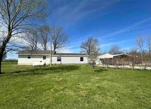 11257 N 640th St, Altamont, IL, 62411-2126 | Card Image