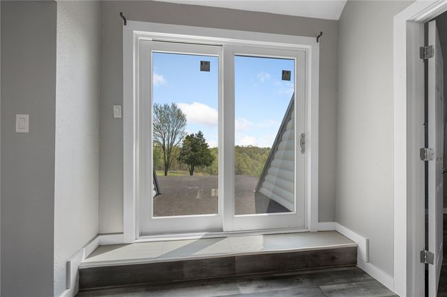 Upstairs deck | Image 34
