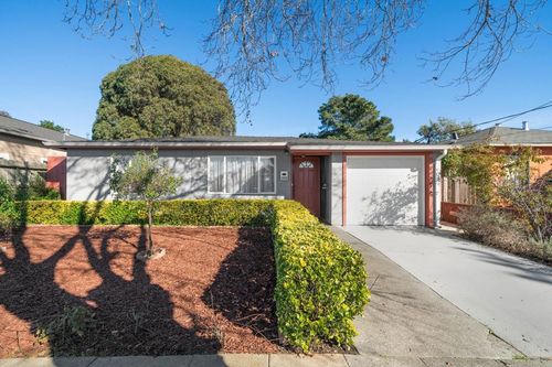 1468 Monterey St, Richmond, CA, 94804-4945 | Card Image