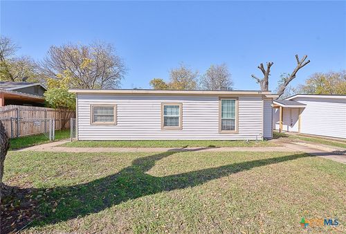 919 Southside Dr, Killeen, TX, 76541-7754 | Card Image