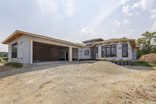 N835 Eagle Ridge Dr, Fort Atkinson, WI, 53538-8836 | Card Image