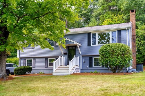 18 Ruthellen Rd, Hudson, MA, 01749-1015 | Card Image