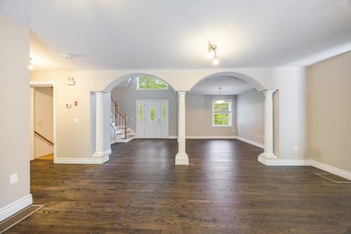 7 Dutton Rd, Pelham, NH, 03076-3416 | Card Image