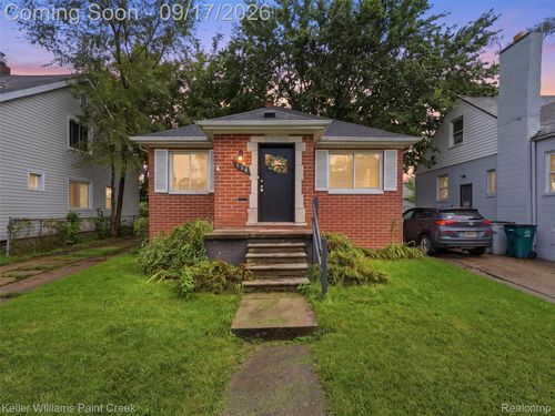 550 Muir Ave, Hazel Park, MI, 48030-2530 | Card Image