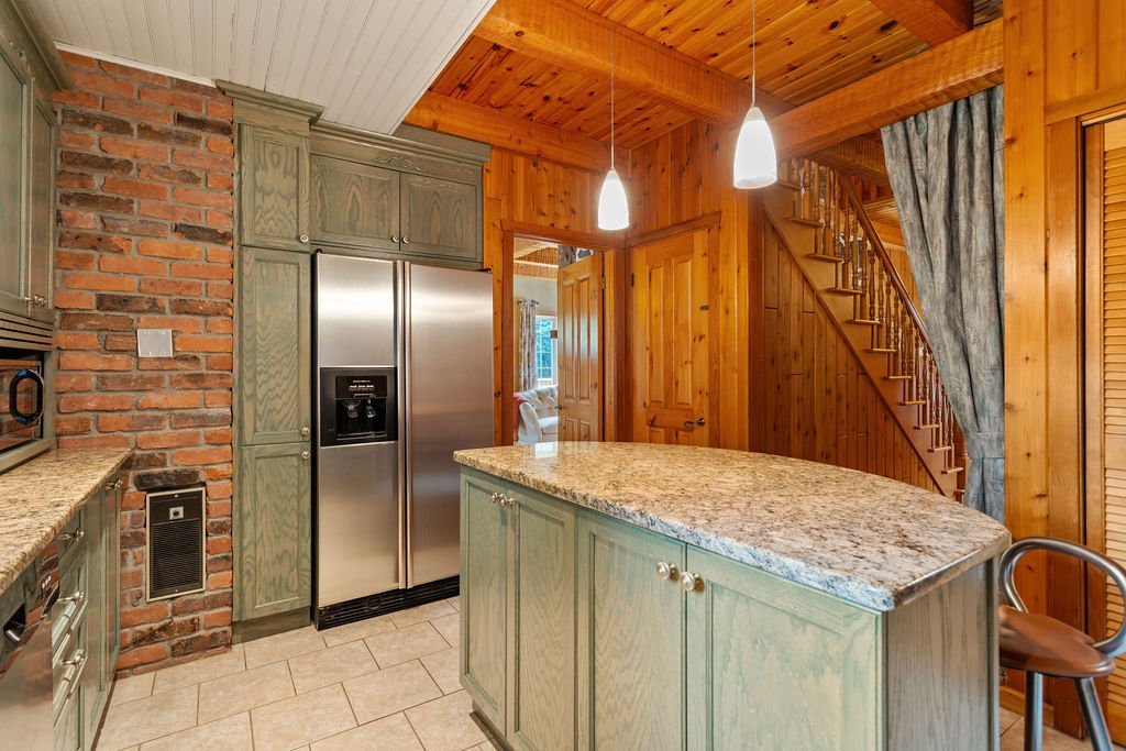 Residential Lease in Saint-Sauveur 2