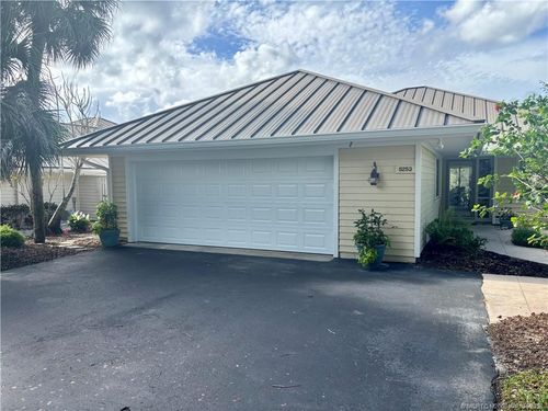 5253 Se Club Way, Stuart, FL, 34997-8727 | Card Image