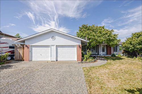 33033 Banff Place, Abbotsford, BC, V2S7B1 | Card Image