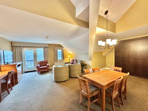 328, Qtr. 4 89 Grand Summit Way, Dover, VT, 05356 | Card Image