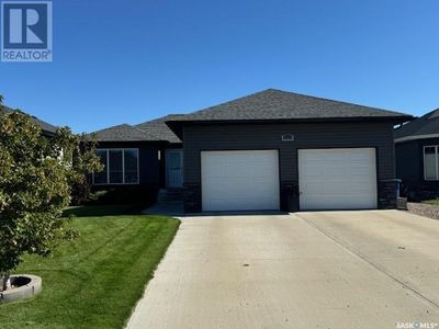 12102 Battle Springs Dr, House other with 4 bedrooms, 3 bathrooms and null parking in Battleford SK | Image 2