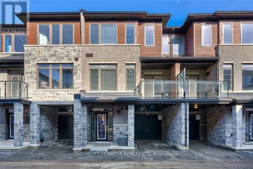 130-30 Times Square Blvd, Stoney Creek, ON, L8J0L8 | Card Image