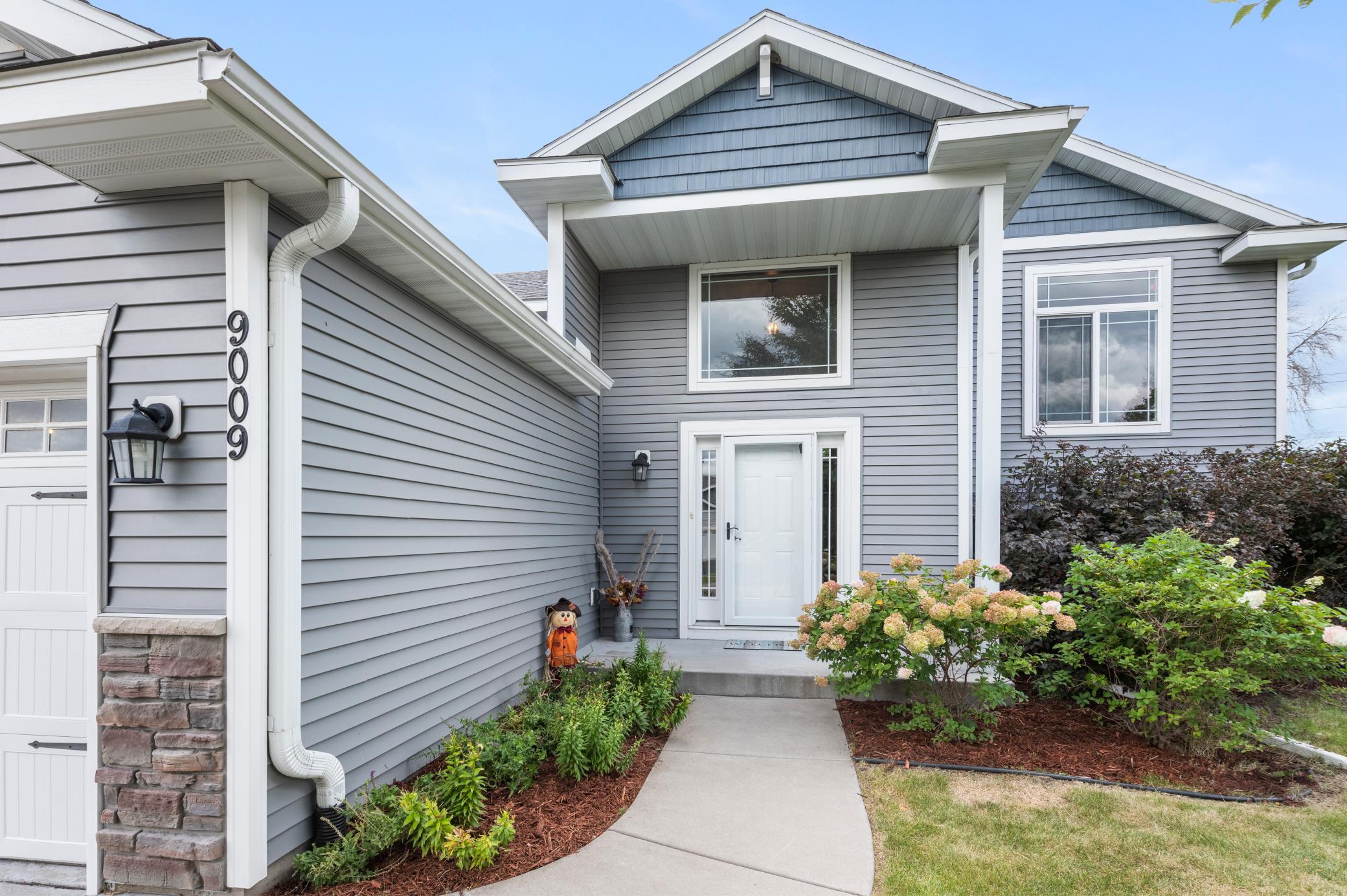 Nevada Cir, Minneapolis, MN 55445