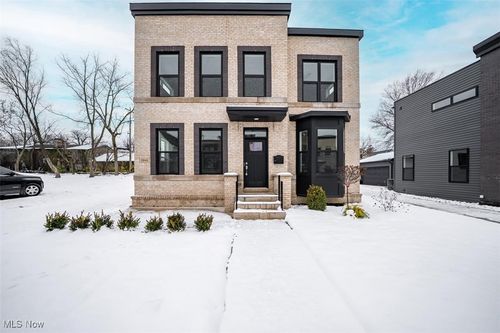 1866 Woodlawn Ave, East Cleveland, OH, 44112-4720 | Card Image