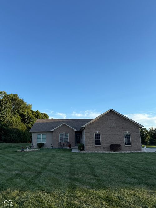 12275 E County Road 250 N, Hope, IN, 47246-9742 | Card Image