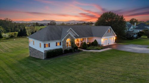 1989 Mountain View Rd, Vinton, VA, 24179-1236 | Card Image