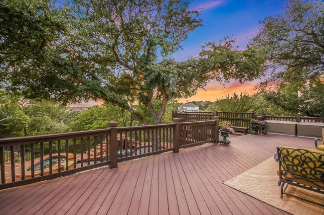View of wooden terrace | Image 30