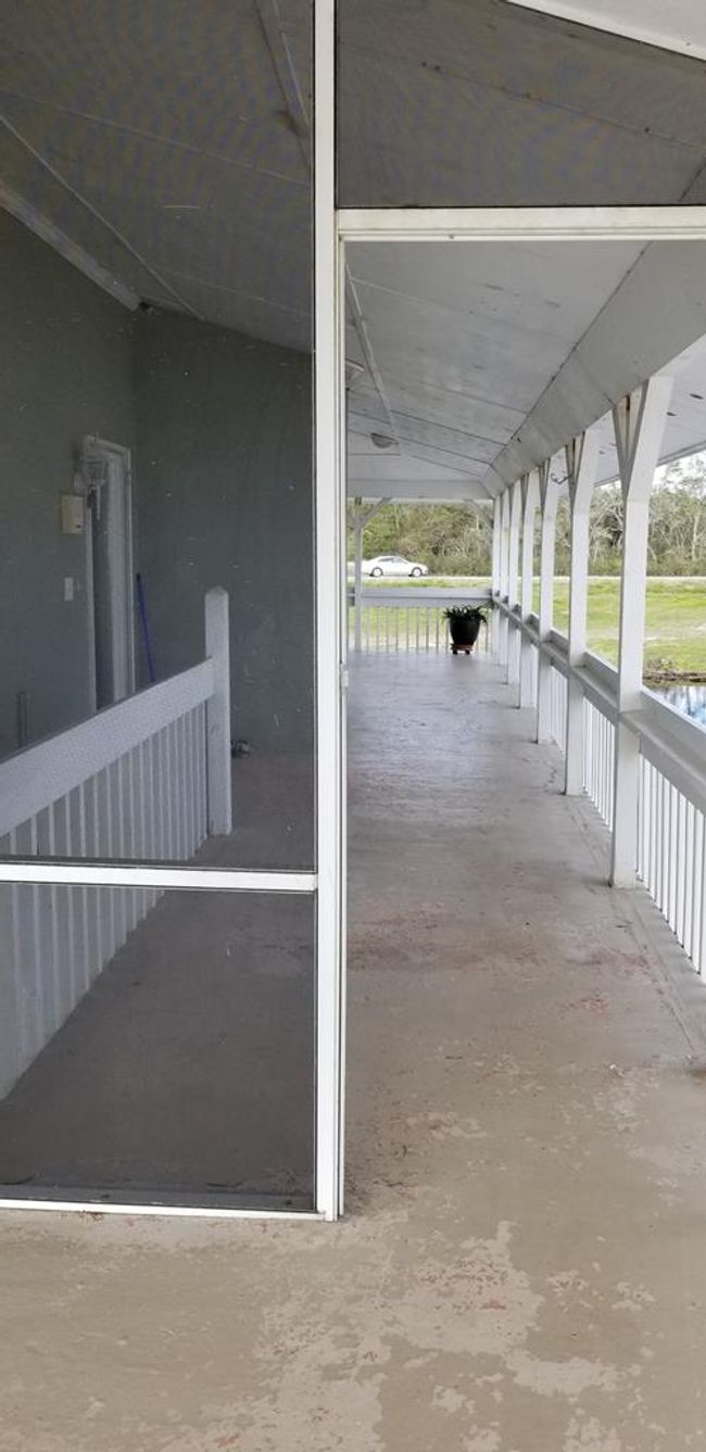 2074 Hwy 98 W, House other with 4 bedrooms, 3 bathrooms and 6 parking in Carrabelle FL | Image 58