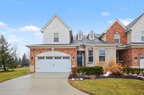 4313 Bennett Park Cir, Troy, MI, 48085-5729 | Card Image