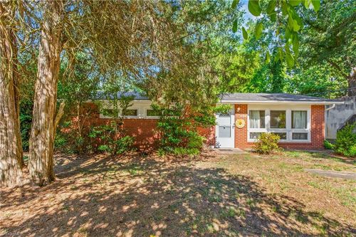 2704 Clement Street, Winston-Salem, NC, 27127 | Card Image