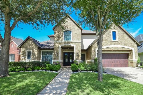 2015 Shadow Bend Dr, Sugar Land, TX, 77479-6435 | Card Image
