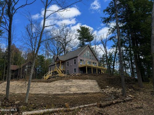 6 Middle Rd, Lake George, NY, 12845-7401 | Card Image